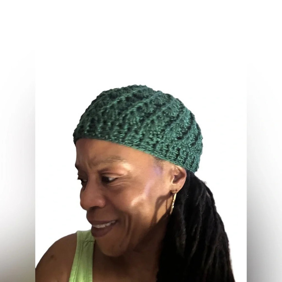 New Unisex Beanie Beret 100% Soft Acrylic